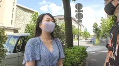 マジ軟派、初撮。 1861 ショッピング中の上品なお姉さんを代官山でナンパ！『押しに弱いところがあって…』と自ら語るので遠慮なくグイグイ迫ると…？ムッチリした色白ボディに推定Fカップの巨乳！喘ぎっぷりも良くて従順な最高オンナ！！のサムネイル画像