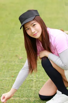 衝撃！ あの韓流プロゴルファーAV出演。韓国史上最強のスキモノ美女ゴルファーとまさかの19番ホールinワン！のサムネイル画像