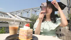 抜け感透け感たっぷりの清純現役JD。恥ずかしいけど気持ちいいから泣きそうな顔でマン汁噴射。緊張、恥ずかしさ、快楽が入り混じった表情だけでヌケる！こんなに激しいの初めて！もうダメです！とか言いながらも何度だってイッちゃう！さすがサッカーサークルで鍛えられてます！ 【初撮り】ネットでAV応募→AV体験撮影 2240のサムネイル画像