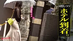 魅惑の猥尻！潮吹きママ【妖艶Fカップ×美巨尻】子持ちに見えない綺麗なお姉さんが「皆で勝って、そのまま飲み行くとかやりたくないですかぁ？♪」パチスロ必勝法のオンラインスクールの入会を勧めてくるが…ワケあってホテイン成功！今回はなんとシンママ二児の母。必死なのはわかりますが、世直し確定wwママのお味はどんなもんかなと思ったら…子持ちを感じさせないオンナのカラダ。むしろ今が旬のメスの匂いがプンプン。スカートの下はムチムチの尻！！カメラの存在に焦るも、ま●こは蒸れムレ。デカ●ンをねじ込むと数秒で盛大にスプラッシュ！！！ハメては吹き散らかし、の連続！火照ったカラダにギラついたマ●コがエロすぎるwwさっきまで反抗的な目つきだったのに、チ●ポに釘つけ。じっとり汗だく放心状態に追い討ち激ピスでさらに吹き散らかし恍惚絶頂！！！：case22の8番目のサンプル画像