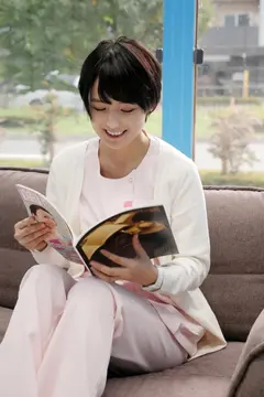 ひかり(18)専門学生 マジックミラー号 歯科衛生士を目指すショートカット黒髪美少女にデカチンSEX！のサムネイル画像