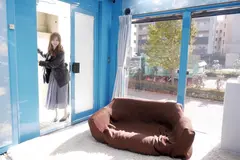 すみこ(26) 元CAの専業主婦 マジックミラー号 お金持ちの奥さんが乳首マッサージで乳首イキ！のサムネイル画像