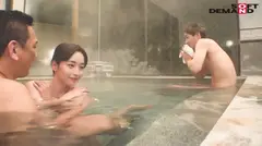 澄んだ瞳に笑顔咲く。奇跡の人妻に僕らは出会った 相馬茜 32歳 第3章 息子を置いて家を飛び出しデカチン4本とのセックスに明け暮れた1泊2日温泉旅行の7番目のサンプル画像