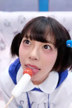 あみ(20)アイドルファン マジックミラー号 「チ○ポ飴をいやらしくフェラチオしてください！」とアイドルファンに頼んだら……の16番目のサンプル画像