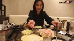 澄んだ瞳に笑顔咲く。奇跡の人妻に僕らは出会った 相馬茜 32歳 AV DEBUTの5番目のサンプル画像