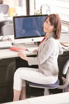 奥さんにしたいランキング社内No.1！中途入社7年目人妻SOD女子社員 出版事業部 織田玲子 45歳 AV出演(デビュー)！ 織田玲子の9番目のサンプル画像