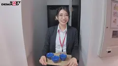 【特典版】秘書 守屋よしの 初AV出演の4番目のサンプル画像