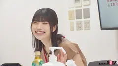 おっとりしてるのに、なんか色っぽい。定期面談で皆を癒してくれる人事部 石川さんの裸が見たい！…という社内の声多数だったので、AV出演させたら、ギャップヤバすぎどスケベSEXが撮れました。【無許可で発売！】人事部 中途2年目 石川陽波のサムネイル画像