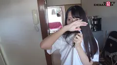 制作部入社2年目 アシスタントディレクター 森川ちゃん 妹がよく来る本人自宅にガチ潜入！いつも生活してるリビングで！ベッドで！いっぱいSEX撮らせてもらいました！ 森川玉緒のサムネイル画像