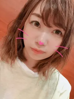 【個人撮影】みお/19歳/短大生 ホテル/いちゃラブ/めちゃかわ！/美人！/セクシーランジェリー/お風呂場プレイ/乳首舐め多め/なめ好き/ぬちょぬちょエッチ/2発射/腹出し/フェラ/顔射/長距離射精！のサムネイル画像