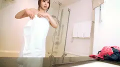 中学校の教師がAV出演！24歳Gカップももか先生参上！応募理由は「極度の欲求不満で…♪」って出演して大丈夫なのか！？そんな問題より欲求不満の方が彼女には問題らしい！中学生には刺激が強いミラクルボディで男優とハメまくる！「これ18禁ですよね？」そーゆー問題じゃなーい！就任直後から男子生徒の成績が飛躍的に上がったらしいです…。の10番目のサンプル画像