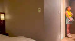 【ど敏感！！快楽潮！！！】旦那とのセックスレスで性欲大爆発！！高級会員制裏風俗を利用するDカップ幼妻タレントが大量潮吹きスプラッシュ昇天wwwのサムネイル画像