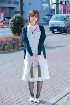 マジックミラー号 看護師限定 「絶倫ち○ぽ診察してくれませんか？」勃起が収まらなくて困っている男性をあの手この手で優しく導く白衣の天使たち3名収録のサムネイル画像