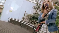 20歳の黒ギャルまりちゃんは「セフレは30人いますょ♪」ヤリマンじゃないすか？！「いえ、モテマンです♪」なんてポジティブなんだ！絶頂イキまくり！潮吹きまくり！理想のどエロ黒ギャルここに参上！のサムネイル画像