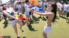 ナンパTV×PRESTIGE 乱交BEST vol.01 貞操観念をぶっ壊せ！プロのナンパ師が道ゆく女子を食い荒らす！！！のサムネイル画像