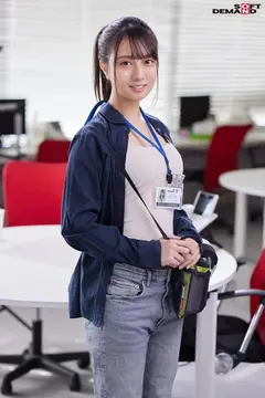 制作部入社2年目 アシスタントディレクター森川ちゃん カワイイお顔スケベなカラダはいつ何時も堪能したくなる！？どういう場面でも容赦無し！いきなり突撃！巨根チ○ポで即ハメ4本番！ 森川玉緒のサムネイル画像