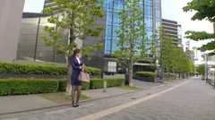 【年中発情期】25歳【ウサギ並みの性欲】ももかちゃん参上！人材派遣会社に勤める彼女の応募理由は『発情し過ぎて我慢できなくて…』まだ勤務時間にもかかわらずAV出演！【巨乳Fカップ】【ムチムチの尻】発情し過ぎで【マン汁どばどば】じゅぼじゅぼフェラチオ&パイズリは必見！発情期を理由に我を忘れ乱れイキまくる変態会社員のSEX見逃すな！のサムネイル画像