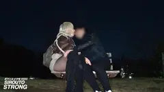 【もう普通のAVでは物足りない貴方へ】余分な前説、ヌルい前戯、一切無し！！イキなりフルスロットルで、Gカップ素人金髪ギャルをイカせまくるッ！！！開始1分で爆裂潮吹きはAV史上最速最エロの新記録！！？？逸材揃いのこのシリーズにラスボス級の爆エロモンスターがやってきた！！「いっぱい揉んで！私のこと見てぇ！！」の42番目のサンプル画像