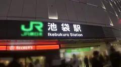 マジ軟派、初撮。 1447 モテる香水の検証をお願い！徐々に敏感になっていき…少し触っただけでも体を跳ねさせてイきまくるほどに！！のサムネイル画像