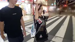 マジ軟派、初撮。 1379 おま○こから溢れ出る圧巻のハメ潮は必見！！！三茶で一人呑みしていたギャルは飲兵衛でヤリマンな上に超絶潮吹き体質の性欲モンスター！！！のサムネイル画像