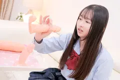 素人ナンパ 代々木でみつけたウブな女子に18cmメガチ○ポを素股してもらったら、こんなにヤラしい事になりました。 望月つぼみのサムネイル画像