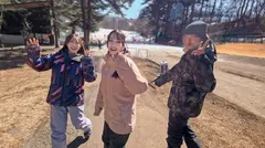 つむぐちゃん&みのりちゃん 私をスノボに連れてって大学生、春休みSEX スノボ女子と雪山乱交パーティ映像のサムネイル画像