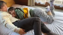 つむぐちゃん&みのりちゃん 私をスノボに連れてって大学生、春休みSEX スノボ女子と雪山乱交パーティ映像の5番目のサンプル画像