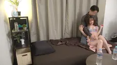 ※イキまくり警報※M体質の地下アイドル系女子を俺のテクで腰ガク・膣ビク本気イキをさせまくる！！ 百戦錬磨のナンパ師のヤリ部屋で、連れ込みSEX隠し撮り 413のサムネイル画像