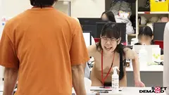 会社で服を着ていないのは一人だけ！ハダカの尊さを身をもって学ぶ SOD女子社員 全裸業務 タオル一枚男湯入ってみませんか？ミッションテストプレイ編 社内露出&普段一緒に働く同僚(たまに男優さん)からザーメン採取5名報告 阪本一乃 阿久津羽依 平松朝香 三河瑛茉 野田朔弥の9番目のサンプル画像