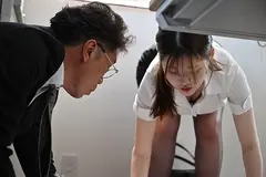 Kカップ爆乳新人OLの誰にも言えない職場の仕事 丸最レアのサムネイル画像