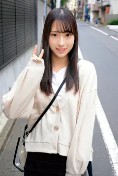 彼氏を喜ばせたい素人女子大生がメンズエステ密着マッサージ講習体験！？超照れながらオイルヌルヌル施術中…密着しすぎて勃起チ○ポがアソコを布越し2cm挿入！？そのまま彼に内緒で生ハメ中出し裏オプション みのりさん つばめさんのサムネイル画像