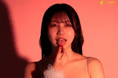 絡み合う舌と唾液濃厚ベロちゅう性交 浜辺やよいの5番目の作品シーン