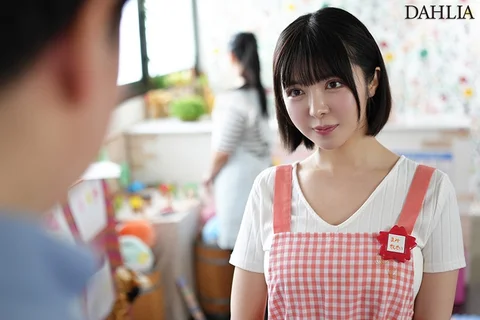 「だって…パパさんの事が好きな性癖なんだもん。」娘達の担任保育士さんの誘惑不倫でチ○ポは狂わされ、寝取られました。 善場まみのサムネイル画像