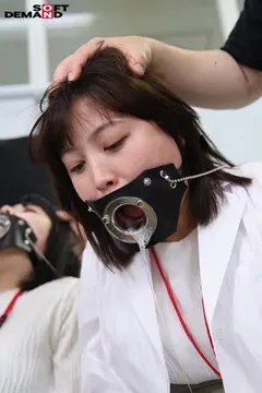 「イラマ汁はなぜ湧き出るのか？」SOD女子社員5名 イラマチオ刺激によるヌルネバどろり絶頂のど潮研究 SOD性科学ラボREPORT 20 宇田川透花 清水莉羽 久保田湊琴 梶尾羽歌 吉井彩葉の5番目のサンプル画像