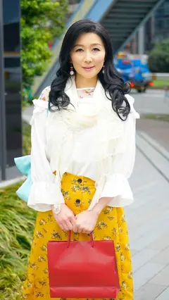 ラグジュアリーエロス清楚で品良くセレブな熟女たちナンパ中出し12人4時間SP15の6番目のサンプル画像