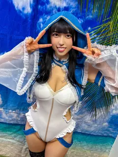 素人パンチラ in 自宅で個人撮影会vol.92！恥ずかしがっている姿がベリーキュートなメイドたちによるハレンチシーン満載の限界露出撮影会！！！の6番目のサンプル画像