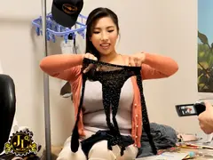 「おばさんレンタル」サービスリターンズ77 part2 お願いすればこっそり中出しセックスまでさせてくれるエロくて優しいおばさんともっとすげーセックスがしたくなったのでおかわりしてみたのサムネイル画像