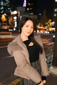 絶叫人妻20人 声が枯れるまで喘ぎまくる！！美女とのワンナイトカーニバル4時間の4番目のサンプル画像