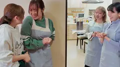 料理教室の先生に恋した私 優しい笑顔に惹かれて2人きりの時にキスしたら一気に距離が近づいて一緒にゴハン作ってお風呂に入って好きが溢れ続ける同棲レズタイム わか菜ほの 末広純の15番目のサンプル画像