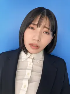 ここで撮影した写真を貼れば絶対合格するというピストンバイブ証明写真ボックス リクルートスーツの女子大生がどんなに突かれても笑顔をキープ 来訪者K.Sさんのサムネイル画像