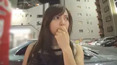 街行くイイオンナが初めての逆ナン！さやか(23) 百貨店販売員の美人お姉さんが逆ナンに挑戦！→怪しんでいたが謝礼に飛びつく！→逆ナン即キスハグに男子は目を白黒w→車内で顔騎にお互い興奮→あまりにも積極的すぎるさやかさん、遂に男子のチ○ポを…！実はグイグイ来る肉食女子！のサムネイル画像