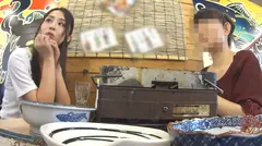 真っ昼間から飲んでる人妻は100%誘われ待ちwww関西弁が可愛い美人奥様まゆさん(28歳)夫とのSEXでは満足出来ていないという欲求不満妻は…→「旦那はこんな風に触ってくれん…」Fカップの色白美巨乳をじっくり揉みしだかれ女の顔に！→パイパンマ◯コ広げて「挿れて…」！？我慢出来ずズッポリ生ハメ中出し！のサムネイル画像