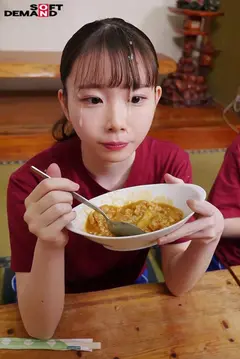 突然、どろっどろ精子が降り注がれる日常 「常にぶっかけ」競技かるた部 ～クラブ合宿編～ 女子6名の顔面を流れる、爽やかな汗と濃厚精子 こってり大量63発ザーメン顔面射精！ 有加里ののか 伊織ひなの 海乃みう 川口乃々花 藤田ゆずの4番目のサンプル画像