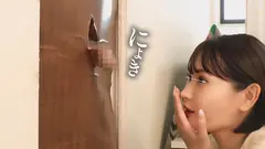 「いいよ！中に出して。壁穴から私の中に出して！」ボクが隣室のお姉さんと壁穴越しで立ちバックした夏の日の思い出の4番目のサンプル画像