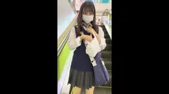 ドMな体が騎乗位で突き上げられビクビク痙攣絶頂！制服コスを脱げば美乳くびれでスタイル抜群で中出ししちゃってます。のサムネイル画像