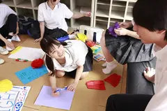 偶然見えた胸チラしている姿に発情しちゃった俺 前田美波の4番目のサンプル画像