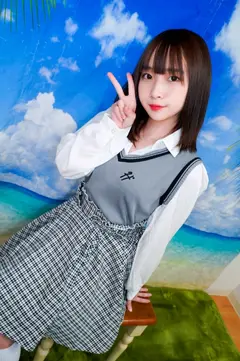 素人パンチラ in 自宅で個人撮影会vol.94！美少女だらけのキャピキャピ撮影会！若さ溢れる激カワガールズの魅力にメロメロ！超至近距離でのイチャイチャセクハラ撮影会の17番目のサンプル画像