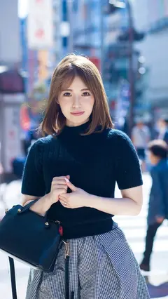 【清楚で品良くセレブな人妻たち】 ナンパ中出し ラグジュアリーエロス 12人4時間SP3の6番目のサンプル画像