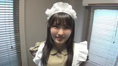 メイド喫茶で働く女の子がTバックで挑発してきたのサムネイル画像