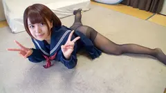 神パンスト 星咲凛 制服美少女の美脚を包んだ生ナマしいパンストを完全着衣でムレた足裏からつま先を味わい尽くす！時には顔騎や足コキ、時には中出し、時にはお尻にコスってぶっかけとやりたい放題！発情させられた女の変態絶頂プレイを楽しむフェチAVの4番目のサンプル画像